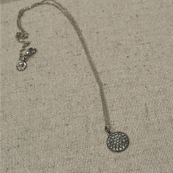 Etoile Pendant - Picture 2 of 2